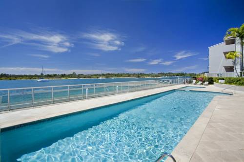 Noosa Shores Resort