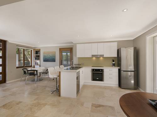 2/24 Kingfisher Drive