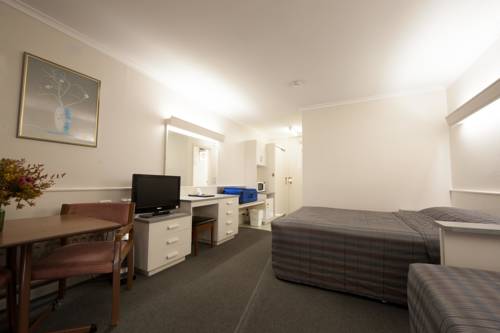 Parklane Motel