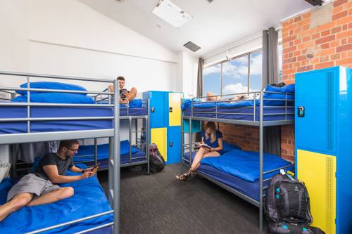 Summer House Backpackers Brisbane