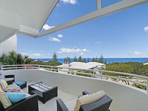 Douglas Street Sunshine Beach