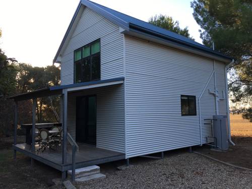 Hillview Farmstay