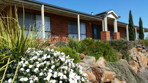 Lazy Days Estate Farmstay B & B