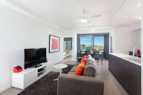 C1105B 2BR Fortitude Valley - Uptown Apartments