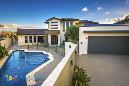 Holiday Home Island Getaway