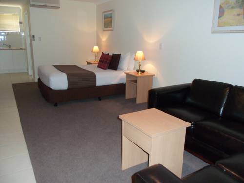 Emu Point Motel