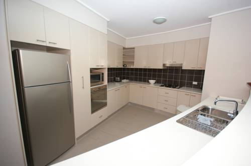 Castle Hill Self-Contained Modern Three-Bedroom Apartment (503 PEN)