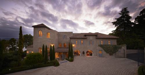 Villa Howden
