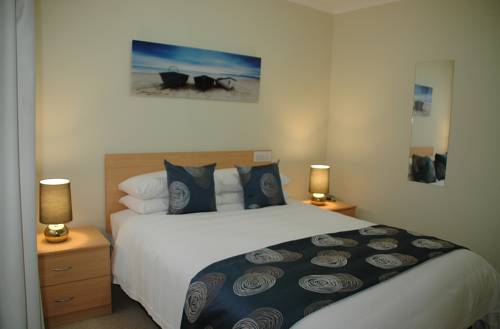 Rockingham Beachside Apartment