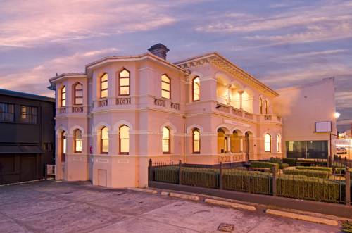 Roxburgh House Apartments