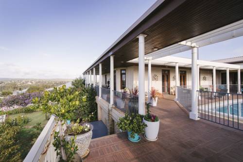 Fairway Manor Accomodation