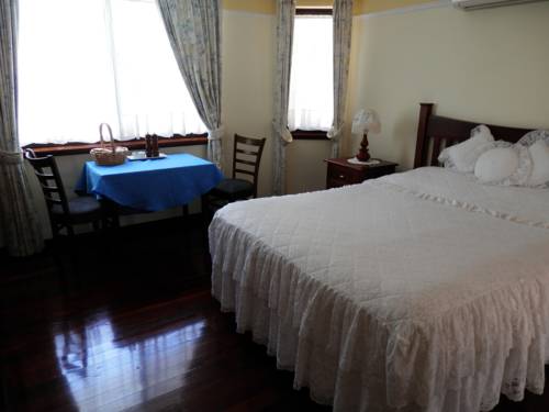 The Hideaway Luxury B&B Retreat