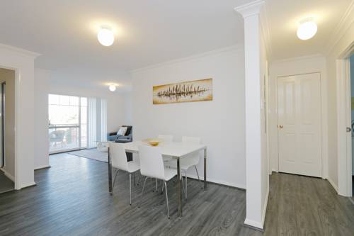 Perth River City Apartment