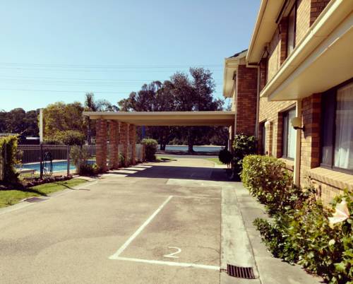 Hybiscus Lodge Waterfront