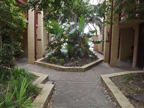 Glenelg Budget Apartments
