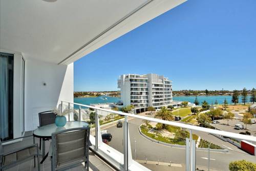 Bayview 608