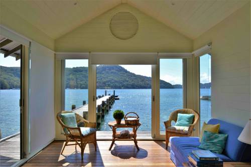Breathtaking, private, luxury home on Pittwater