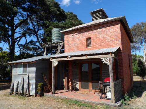 Grampians Historic Tobacco Kiln B&B