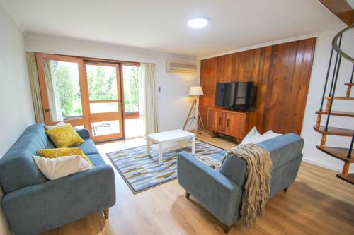Cedar Holiday Units - Apartment 5