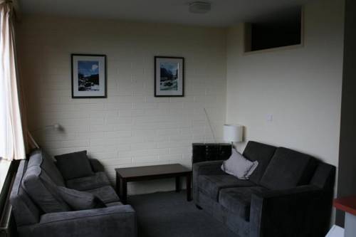 Snow Ski Apartments 19