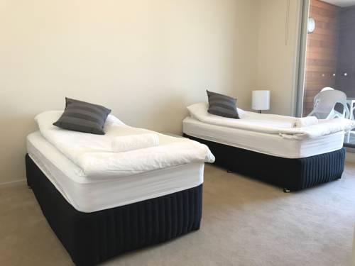 West Lakes Apartment