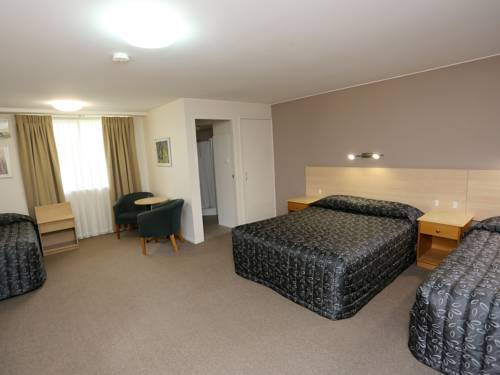 Elizabeth Motor Inn