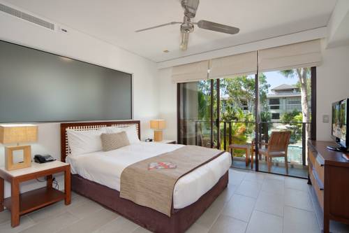Private Sea Temple Palm Cove Studio