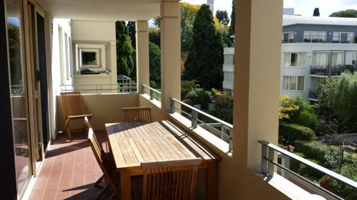 Jenatt at Salamanca Apartments