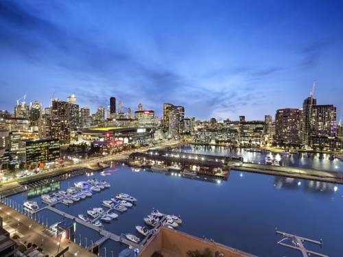 Dockland Kings - Highrise Apartment - 22nd Floor