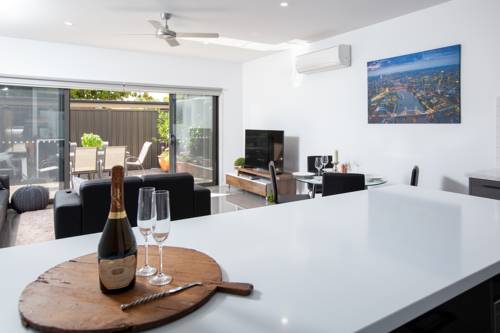 550 David Townhouse Oasis