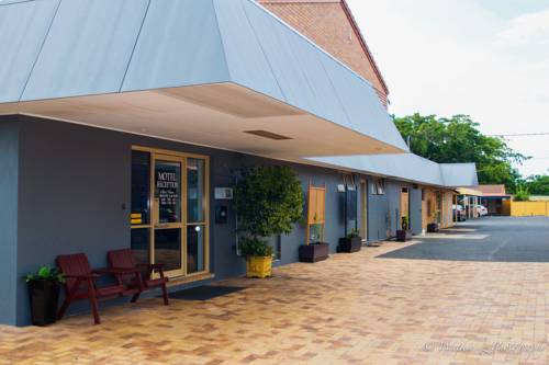 Sugar Country Motor Inn