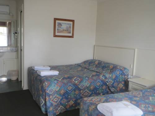 Coachman Hotel Motel