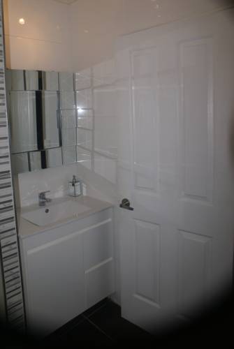 Airlie Beach Myaura Bed & Breakfast