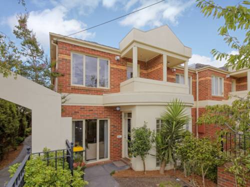 Box Hill Central 3-bedroom Townhouse