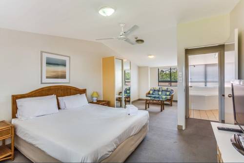 Nelson Bay Breeze