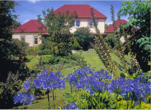 Redcliffe House Colonial Bed & Breakfast