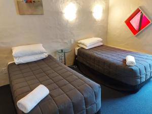 Parklane Motor Lodge