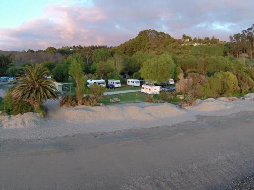Golden Bay Kiwi Holiday Park