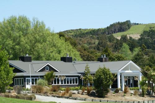 Kourawhero Estate