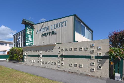 Aaryn Court Motel