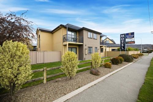 ASURE Avenue Motel